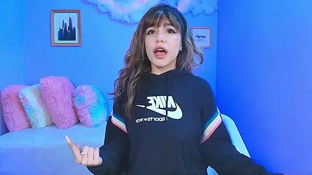 cat nasty online show from December 5, 2:15 pm