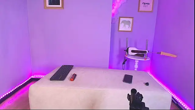 cat nasty online show from March 12, 3:27 pm