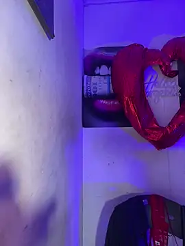 becca wilsson online show from February 15, 1:32 pm