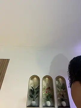 Snapshot of becca_wilsson chatting on July 9, 12:48 pm becca wilsson online show from July 9, 12:48 pm