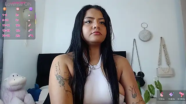 Camila Torresss online show from November 6, 7:51 pm