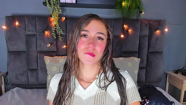 MyApril   online show from March 25, 12:37 pm