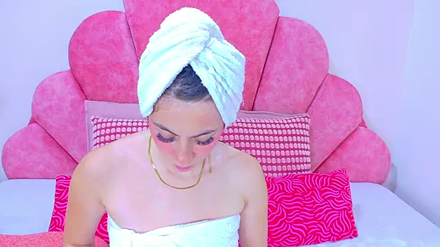 MyApril   online show from April 15, 12:42 pm