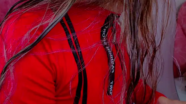 MyApril   online show from December 15, 11:38 am