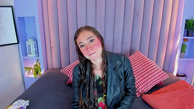 MyApril   online show from November 17, 11:47 am