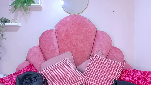 MyApril   online show from March 20, 11:33 am