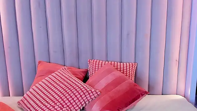 MyApril   online show from February 18, 12:23 pm