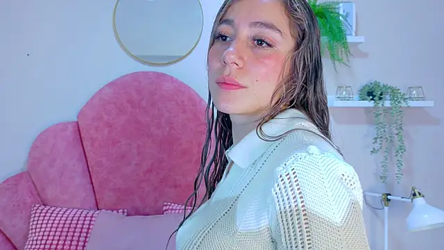 MyApril   online show from February 21, 11:56 am