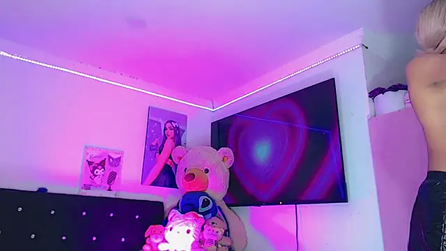 DaliaBacil25 online show from April 14, 1:21 am