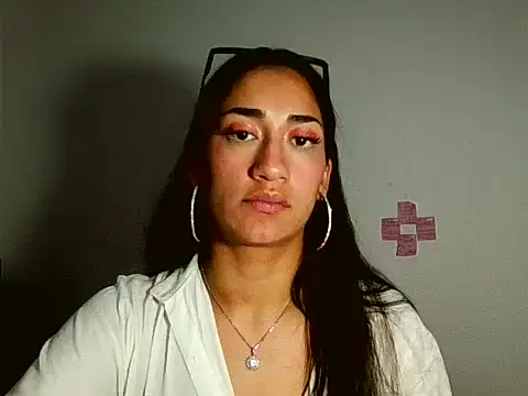 Miia  strog online show from September 30, 6:25 pm