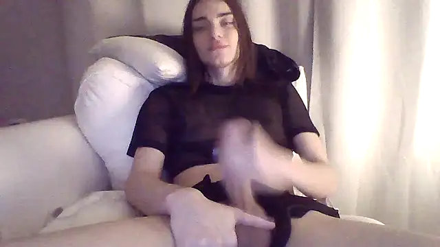 Luna Samosienko online show from December 20, 12:19 pm