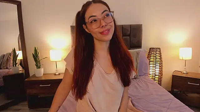 Aliccecullen online show from October 24, 12:48 pm