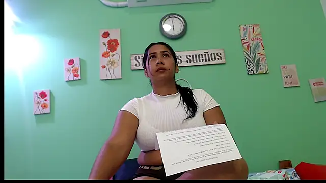 Snapshot of evannesanicol08 chatting on September 27, 2:12 pm evannesanicol08 online show from September 27, 2:12 pm