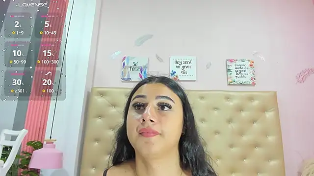 Snapshot of _jade_01 chatting on November 17, 1:04 pm jade 01 online show from November 17, 1:04 pm