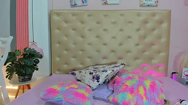  jade 01 online show from October 16, 12:35 pm