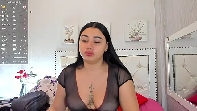  jade 01 online show from June 17, 1:43 pm
