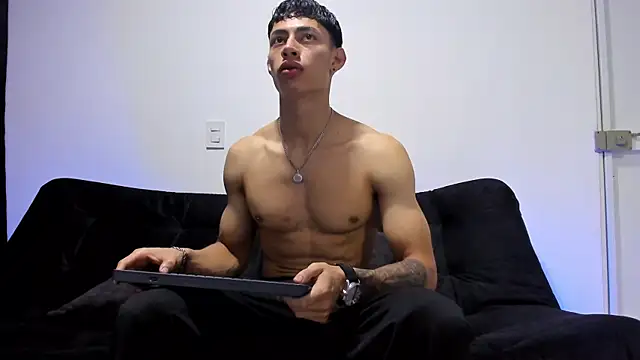 jey cox23 online show from November 18, 10:40 am