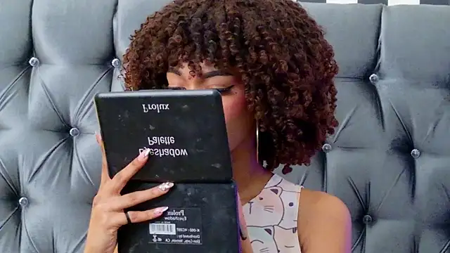 Stellaciel  online show from December 18, 10:35 pm