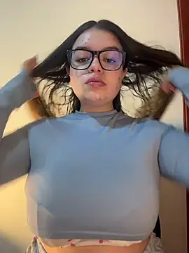 Aphrill online show from March 26, 8:18 pm