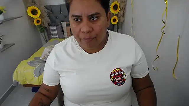 hotlesby valery online show from October 2, 12:19 pm