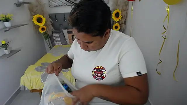 hotlesby valery online show from October 3, 12:17 pm