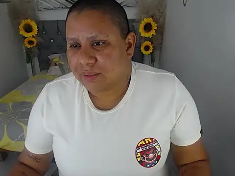 Snapshot of hotlesby_valery chatting on November 17, 8:02 pm hotlesby valery online show from November 17, 8:02 pm