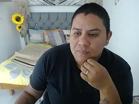 Snapshot of hotlesby_valery chatting on March 2, 12:01 pm hotlesby valery online show from March 2, 12:01 pm