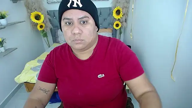 Snapshot of hotlesby_valery chatting on October 21, 12:04 pm hotlesby valery online show from October 21, 12:04 pm