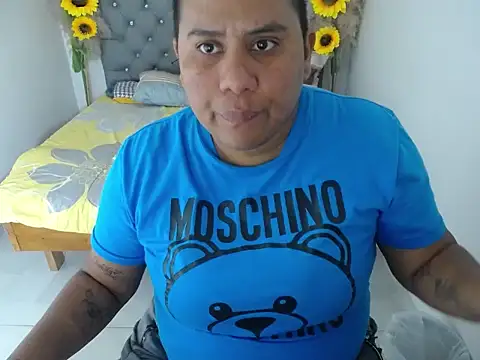 Snapshot of hotlesby_valery chatting on February 19, 7:55 pm hotlesby valery online show from February 19, 7:55 pm