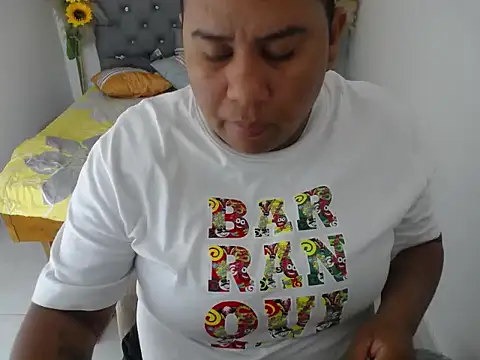 Snapshot of hotlesby_valery chatting on February 13, 12:05 pm hotlesby valery online show from February 13, 12:05 pm