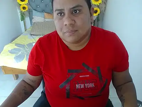 Snapshot of hotlesby_valery chatting on February 24, 7:48 pm hotlesby valery online show from February 24, 7:48 pm