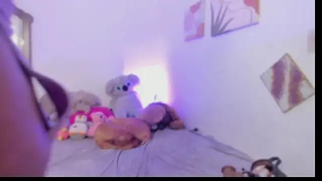 Snapshot of camilafoox7 chatting on October 16, 4:37 pm camilafoox7 online show from October 16, 4:37 pm