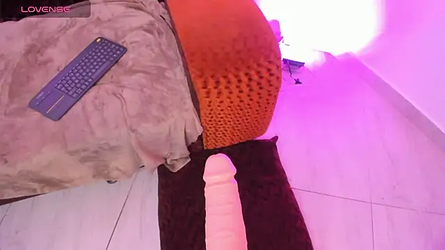 Snapshot of camilafoox7 chatting on February 1, 4:38 pm camilafoox7 online show from February 1, 4:38 pm