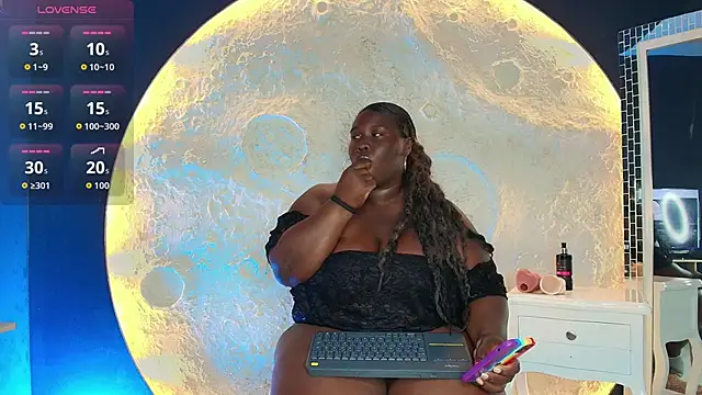 CarolinaGomez  online show from November 4, 8:23 pm