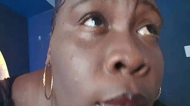 CarolinaGomez  online show from February 7, 1:52 pm