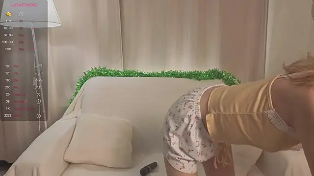 blooming rosee online show from January 8, 4:57 pm