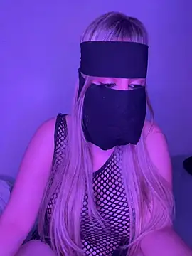 princesse-luna online show from June 26, 7:09 pm