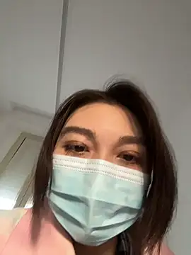 Snapshot of fioralba chatting on November 6, 2:32 pm fioralba online show from November 6, 2:32 pm