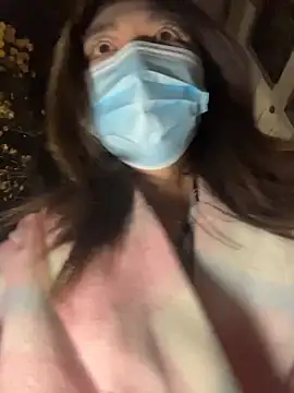 Snapshot of fioralba chatting on November 7, 6:01 pm fioralba online show from November 7, 6:01 pm