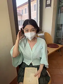 fioralba online show from April 8, 2:18 pm