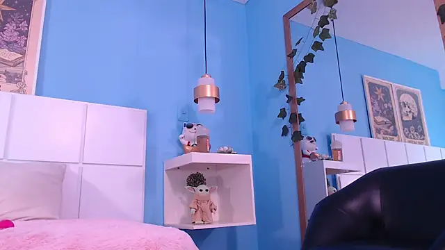 PenelopeBond online show from October 21, 12:48 pm