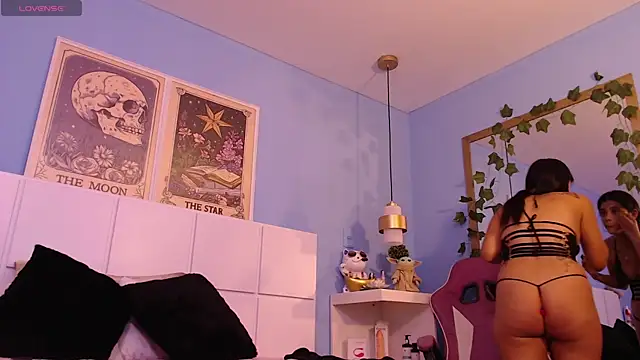 PenelopeBond online show from November 24, 4:01 am