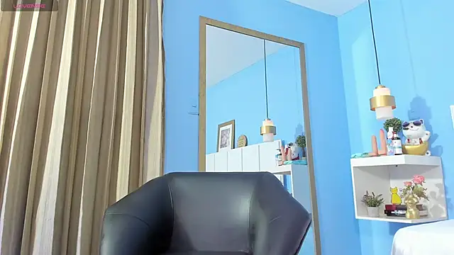 PenelopeBond online show from September 25, 12:55 pm