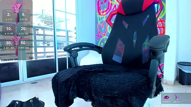 ZOE ROSE4 online show from December 2, 2:30 pm