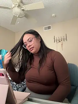 kiaradanielaxx online show from February 10, 9:03 pm