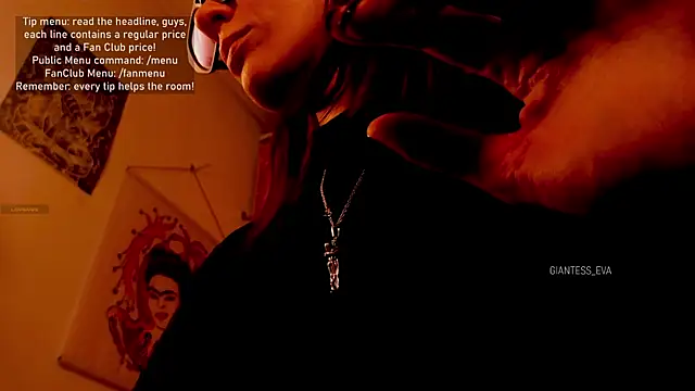 Giantess Eva online show from October 17, 9:05 pm