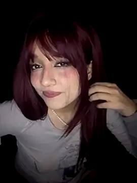 lucianasama online show from May 28, 5:59 am