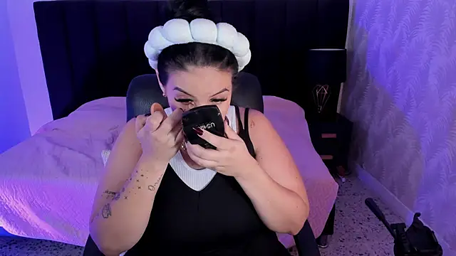 camiladuke7 online show from November 19, 7:36 pm