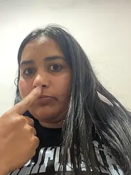 Snapshot of Ayee23-3 chatting on October 28, 12:55 am Ayee23-3 online show from October 28, 12:55 am