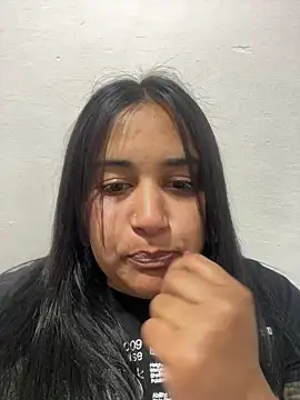 Snapshot of Ayee23-3 chatting on September 23, 3:35 am Ayee23-3 online show from September 23, 3:35 am